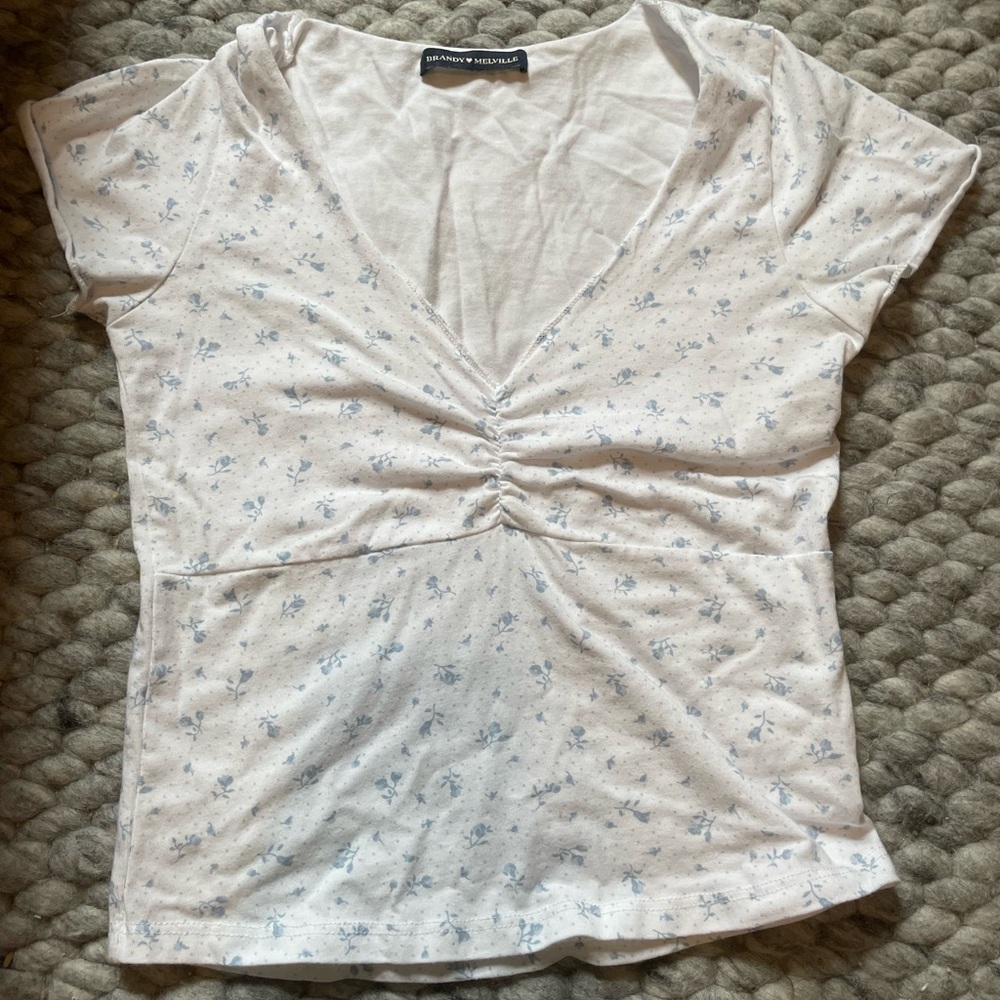 Brandy melville Gina top